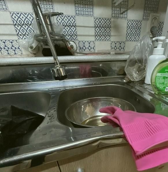 싱크대 찌그러진거 수리 가능할까요.의 0번 째 이미지