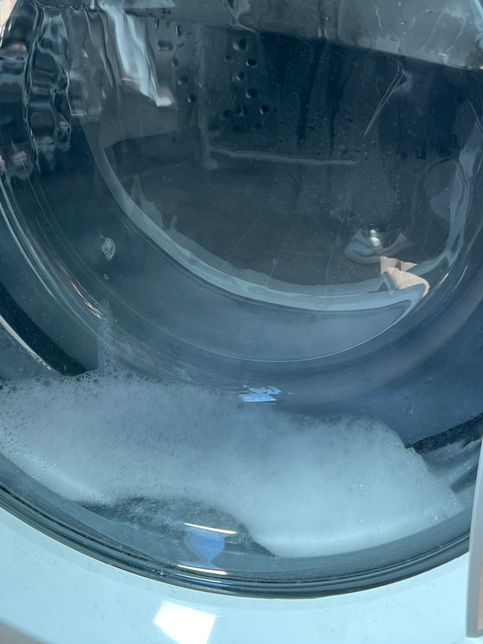 자취방 드럼세탁기 거품이 계속 나와요의 0번 째 이미지