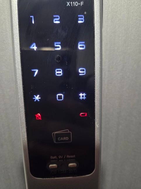 도어락 소리 왜이러나요 .. 꺼지지도 않아요의 1번 째 이미지