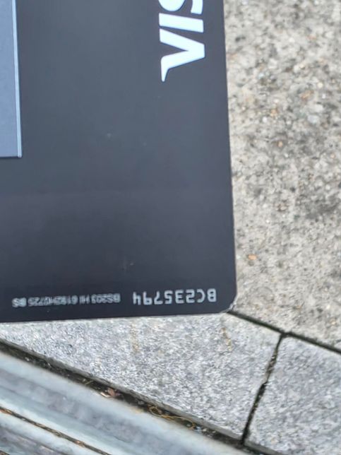 자동차 앞 뒤 타이어 몇 % 남았나요??의 2번 째 이미지