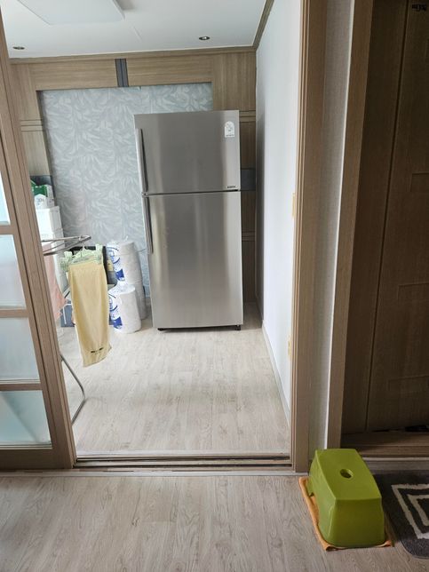 냉장고 위치 어디가 더 좋을까요???의 0번 째 이미지