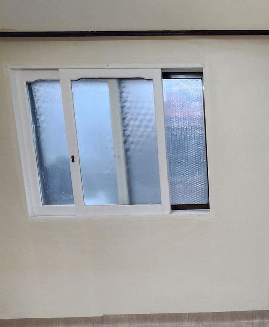 이사갈집 창문이 뻑뻑한데 잘열리게 무슨조치를하면 도움이 될까요?의 0번 째 이미지