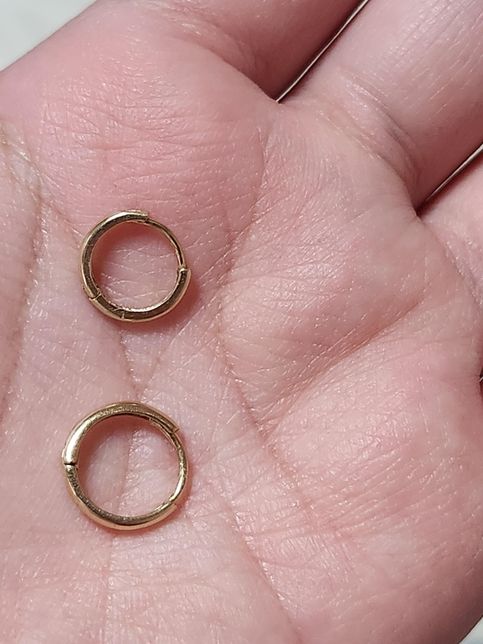 안쓰는 악세사리 처분 할려고 하는데 금일가요?의 1번 째 이미지