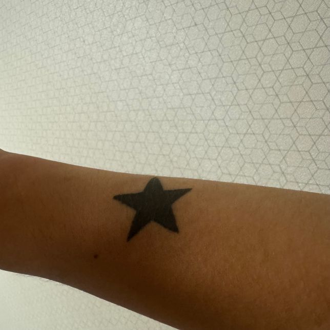 이 타우를 가리고 커버업을 하고싶은데의 0번 째 이미지