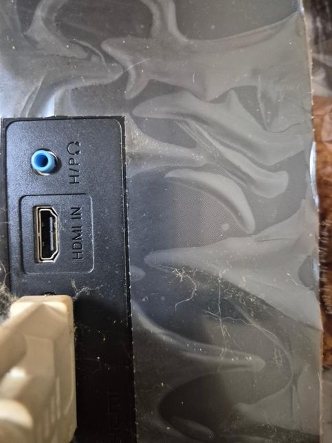 컴퓨터를 새로 샀는데 기존 옛날 모니터랑 연결 선이 달라요의 2번 째 이미지