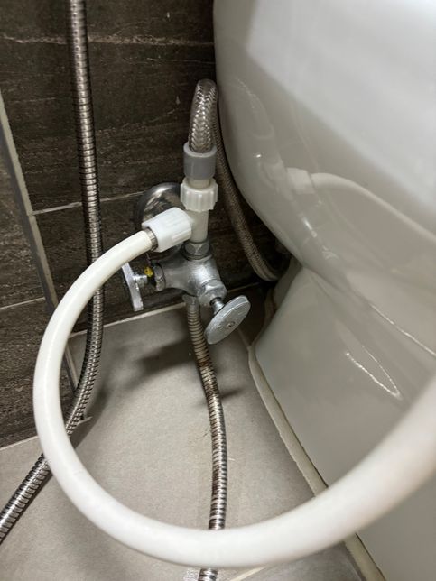 변기물이 안차는데 어떻게해야하나요??의 2번 째 이미지