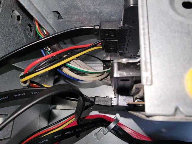 삼성 데스크톱 컴퓨터 파워선 파워 스위치 병렬 연결 전선 문의드립니다의 0번 째 이미지