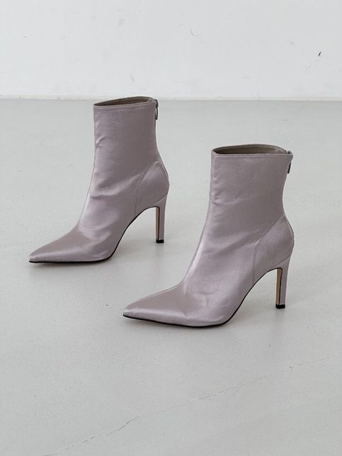 굽이높은신발 평발인 여성도 신고다닐수 있죠?의 1번 째 이미지