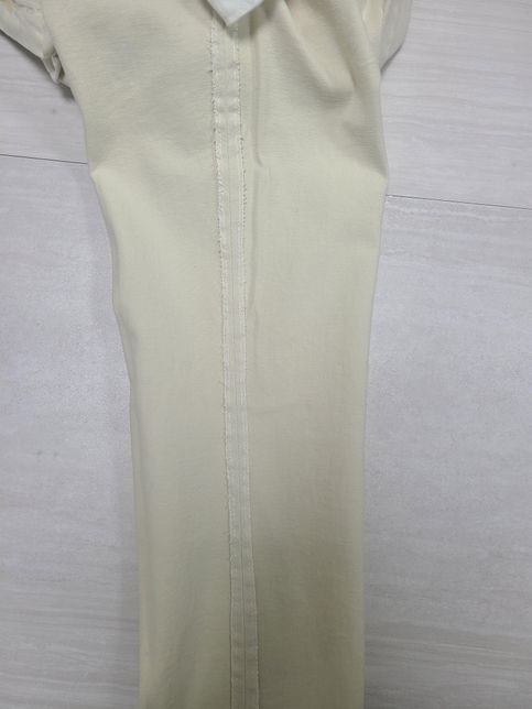 바지 통 넓힐수 있는 여유가 있나요??의 1번 째 이미지