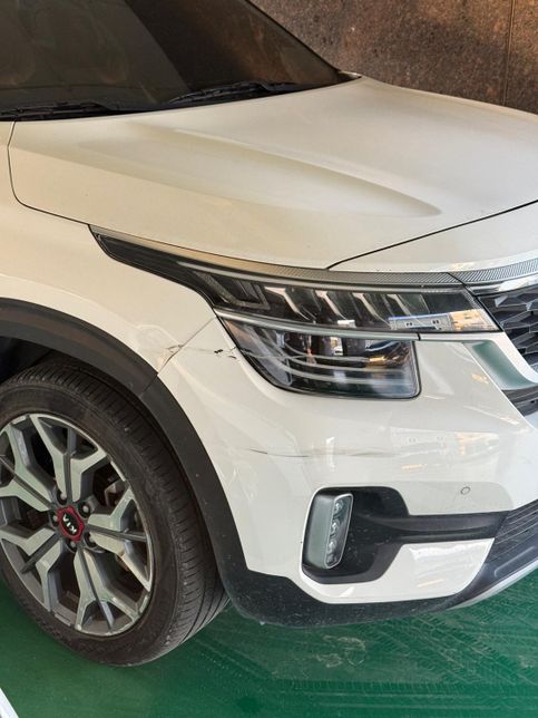 주차된 차량을 후진하다 박았습니다....의 1번 째 이미지