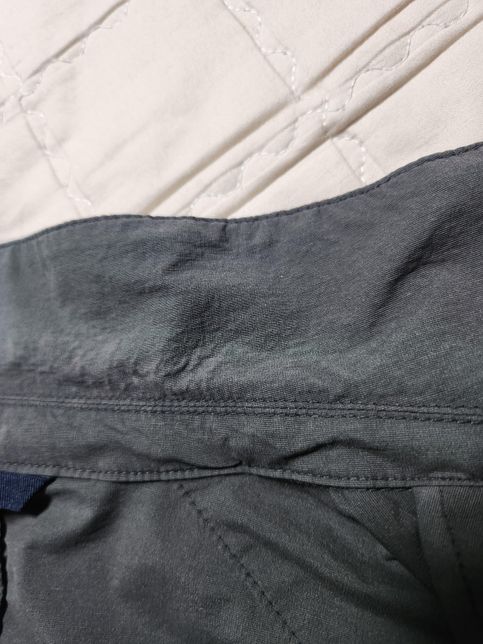 외투 목때가 세탁해도 그대포네요. 좋은 방법 좀 알려주세요의 0번 째 이미지