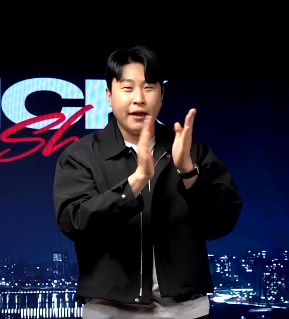 피식쇼에서 이용주님이 입은 자켓 정보 아시는분의 0번 째 이미지