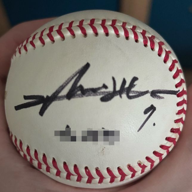 KBO 싸인볼 누구건지 알려주세요!의 0번 째 이미지