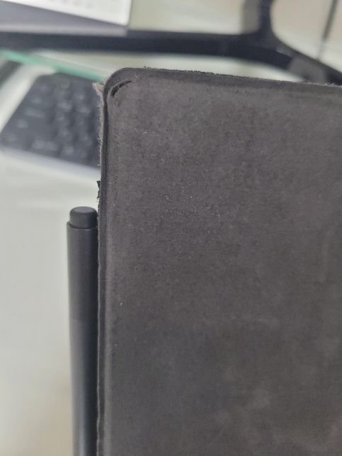태블릿(서피스 프로7)키보드 덮개 천이 헤졌는데 재단/수리이 가능할까요?의 2번 째 이미지