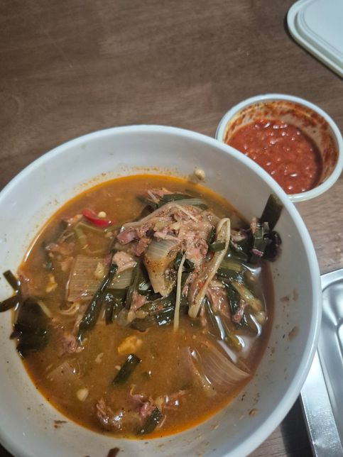 이거 보신탕인가요. 육개장인가요?의 0번 째 이미지