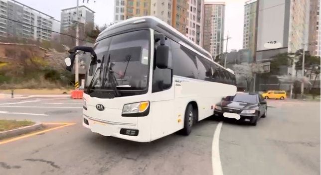 회전교차로 사고 질문드립니다 답변 부탁드립니다의 0번 째 이미지