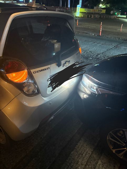 고속도로 톨게이트 앞 차로 폐쇄로 인한 후진 사고 과실 비율은??의 1번 째 이미지