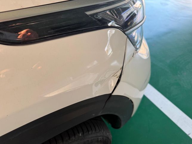 주차된 차량을 후진하다 박았습니다....의 2번 째 이미지