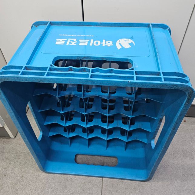 손님이 편의점 주류박스를 팔러 오셨는데요, 이게 취급 물품이 맞는건가요?의 0번 째 이미지