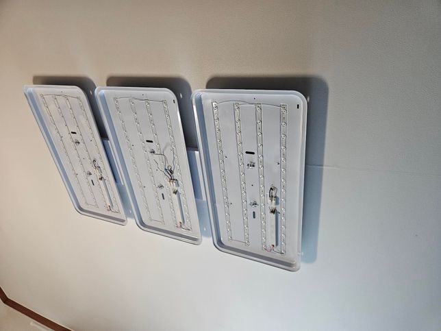 led등 세 칸이 다 켜지지 않는 이유는 뭘까요?의 0번 째 이미지