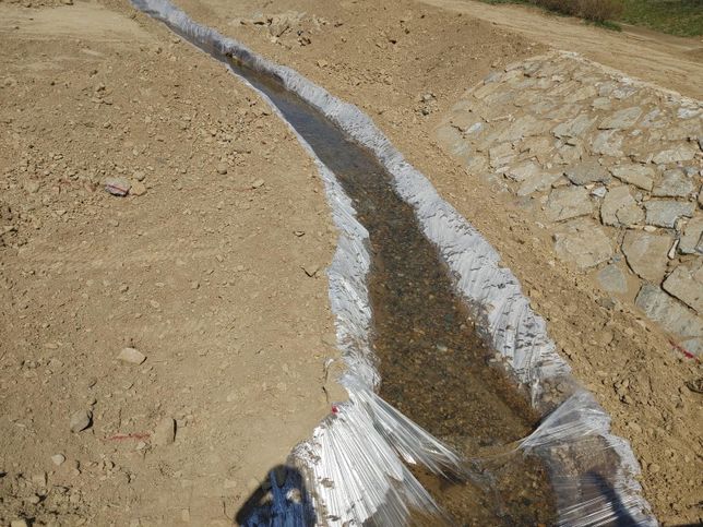 산 속 시골을 철거한 자리에 아파트도 짓고 강 근처 하류에 배수로를 정비하고 공사할 때는 왜 하천도 송두리채 파고 넓히면서 가꾸어야 되나요?의 1번 째 이미지