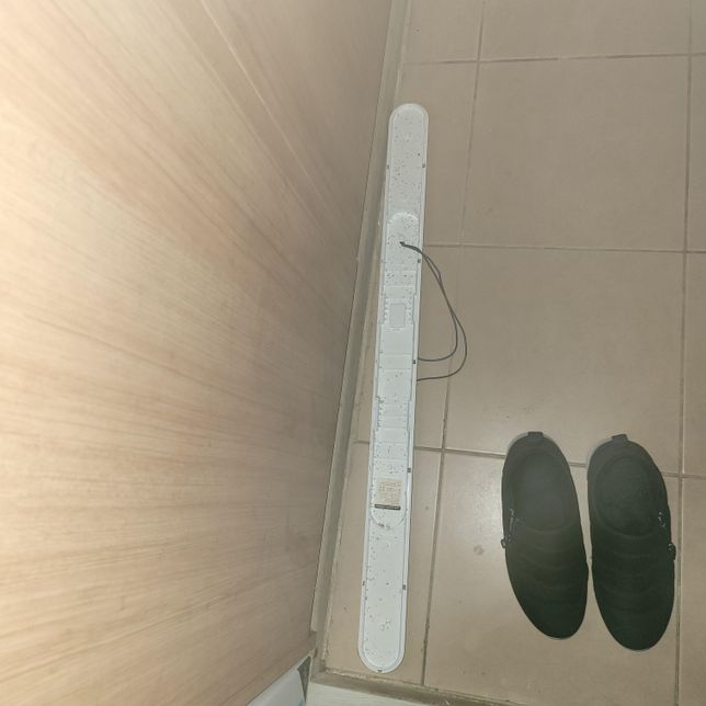 (사진첨부) LED전등 이거 두개 호환되나요? 같은 종류인건가요?의 1번 째 이미지