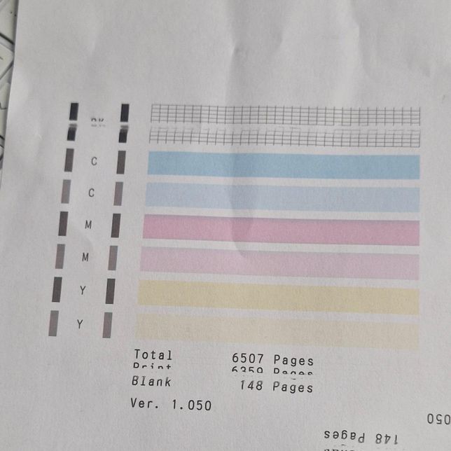 프린터기 검은색만 자꾸 끊겨서 나오는데 해결 방법 없나요?의 0번 째 이미지