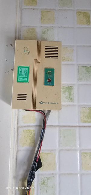 가스화재 감지기 철거 후 후드안에 달아도 되나요?의 0번 째 이미지