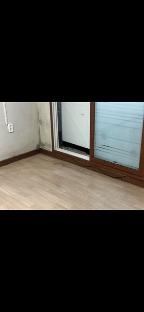 벽지나 장판에 거뭇하거나 누런 부분은의 0번 째 이미지