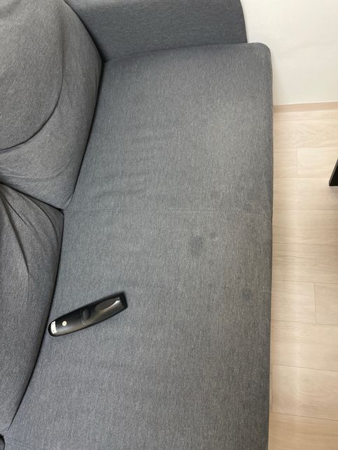 패브릭 쇼파 때나 얼룩 간단 청소법 궁금해요의 1번 째 이미지