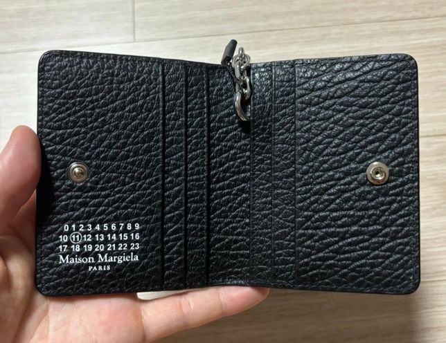 20대 중반 여자 지갑선물 추천해주세요!의 1번 째 이미지