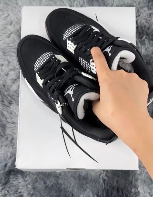 에어조던 이 색상은 어디서 구매할 수 있나요??의 0번 째 이미지