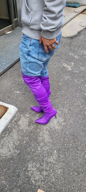 굽이높은신발신고 다닐때 크면 쏠리나요?의 0번 째 이미지