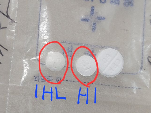 알약 성분 좀 알려주세요. 제발요..의 1번 째 이미지