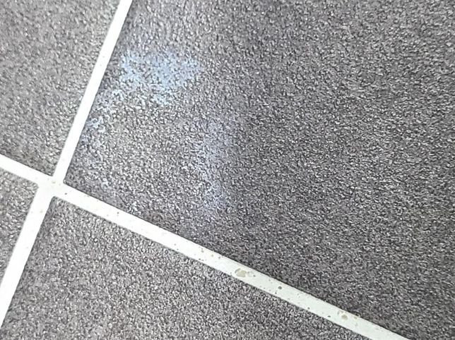 포세린타일 청소복구 문의드립니다.의 1번 째 이미지