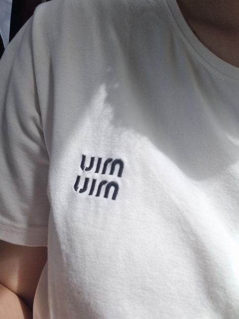 이거 그냥 집에 있길래 입었는데 짭인가요?의 0번 째 이미지