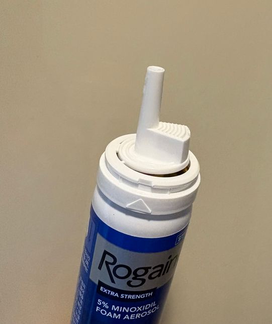 로게인폼 뚜껑 빼다가 이렇게 되었어요 ㅠㅠ의 1번 째 이미지