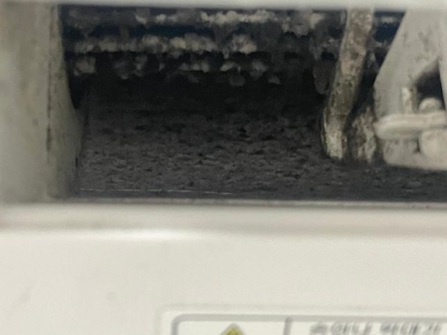 원룸 계약 시 에어컨 곰팡이제거 계약사항에 표기했는데...의 1번 째 이미지
