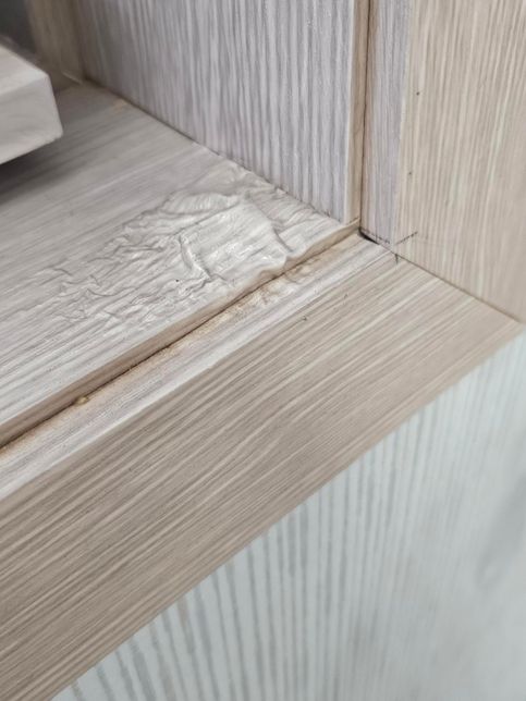 집 내부 시트지가 부풀어 올랐어요..의 0번 째 이미지