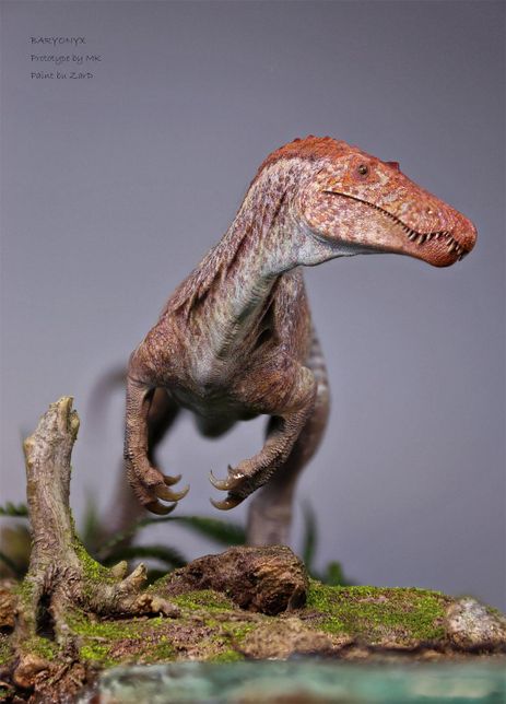 요즘 육식공룡의 복원도를 보면 입을 다물고 다니는 모습으로 나타나는 이유가 어떤 연구결과 때문이었어요?의 0번 째 이미지