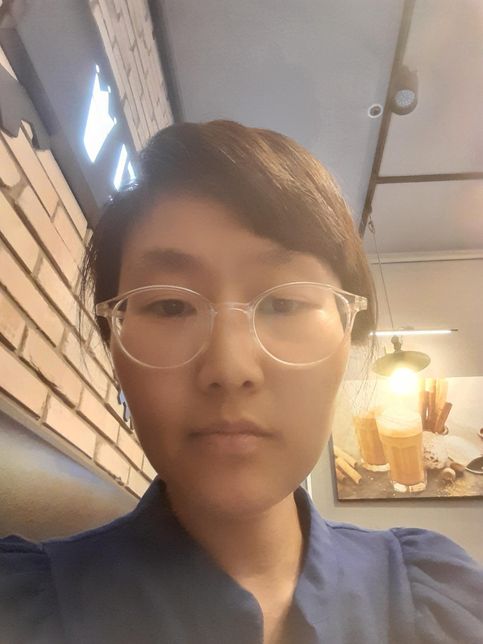 10대0가르마 앞머리 한쪽으로 넘기기.의 0번 째 이미지