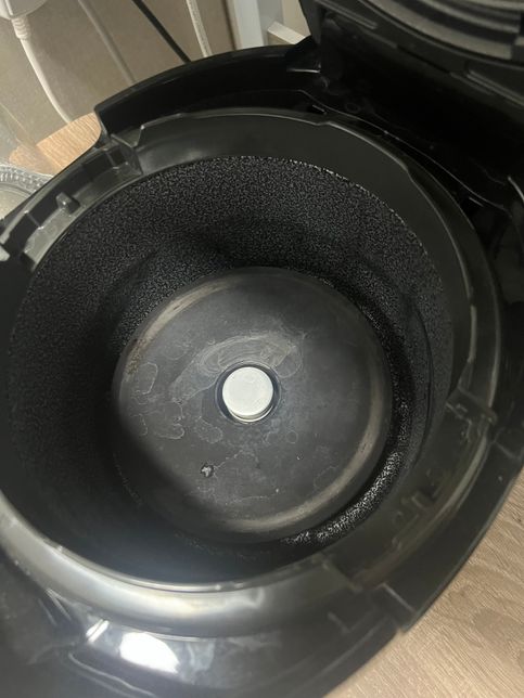 밥솥( 안쪽바닥)에 이물질( 순간접착제 마른거 조그만 조각) 이 들어갔는데 , 이건 분리가 되는부분인가요??의 0번 째 이미지