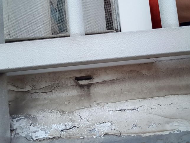 창호 실리콘 누수관련 무엇이 문제인가요?의 1번 째 이미지