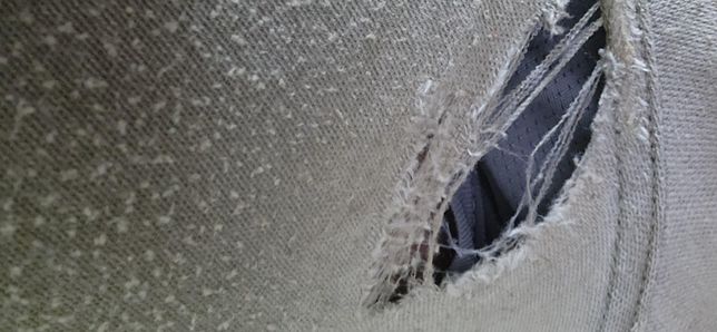 바지가 뜯어져요. 수선하려고 하는데 어디다가 맡기는게 좋을까요?의 0번 째 이미지