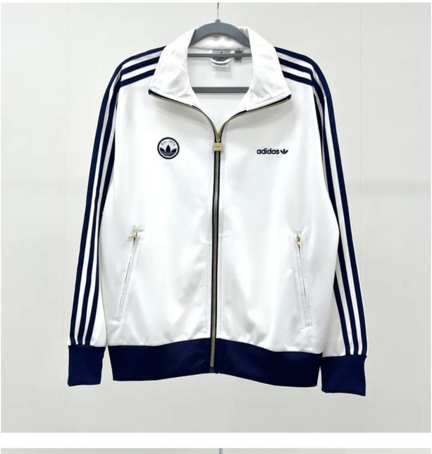 아디다스 져지 살건데 사이즈가 많이 클까요?의 0번 째 이미지