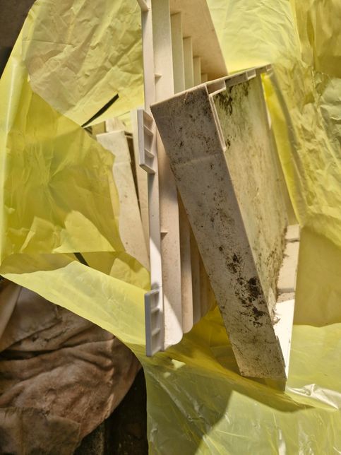 플라스틱 되어 있는 서랍장 종량제 버리면 불법 인가요의 0번 째 이미지