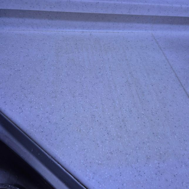 싱크대에 이런 자국이 생겼는데 어떻게 지워야 하나요?의 0번 째 이미지