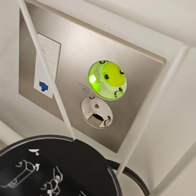 콘센트 대기전력 초록불 문제있는건가요?의 0번 째 이미지