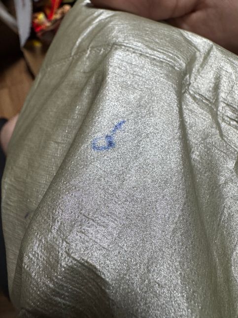 바람막이에 잉크 지우는 법 ㅠㅠ 안지워져요의 0번 째 이미지