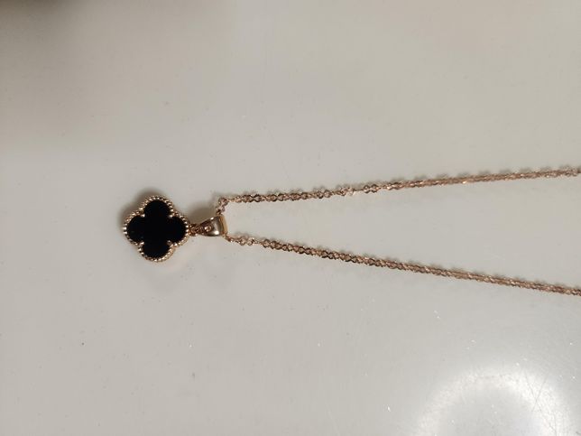 반클리프 목걸이 이거 짝퉁인가요??의 1번 째 이미지